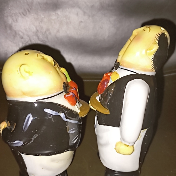 Salt & Pepper Shakers - Picture 2 of 4